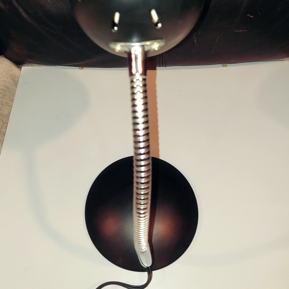 VINTAGE RETRO STYLE ADJUSTABLE GOOSE NECK  DESK OR READING LAMP - Picture 8 of 10
